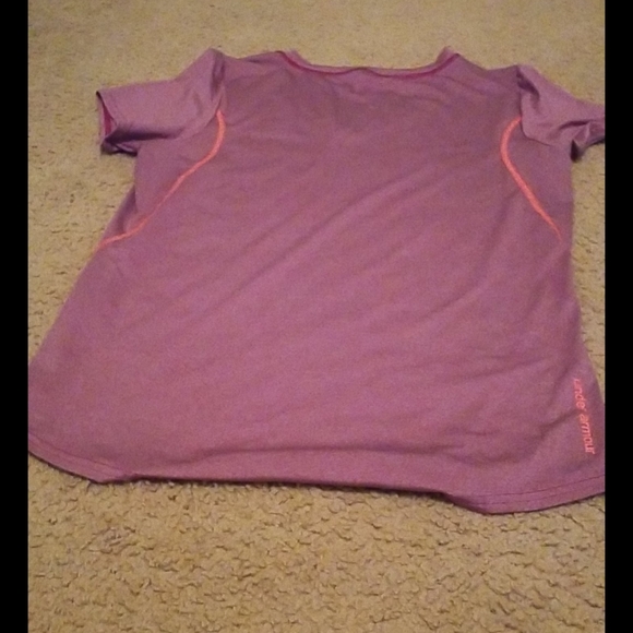 Under Armour Fitted Shirt Size Large - Picture 5 of 7